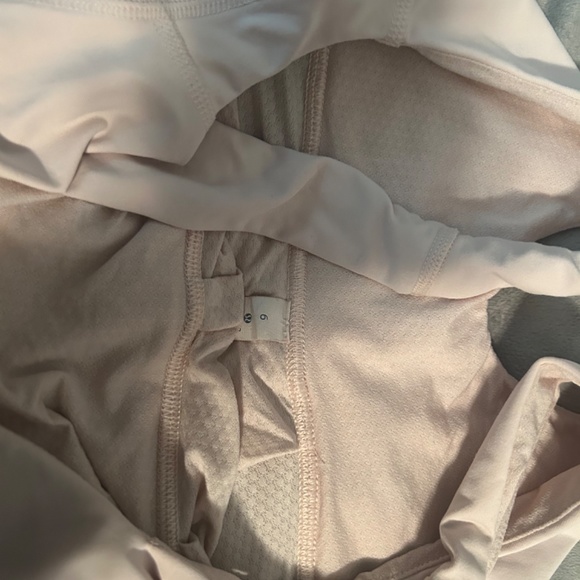 Lululemon top - Picture 3 of 3
